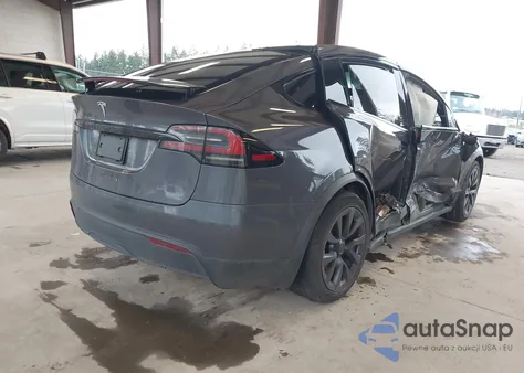 2022 Tesla Model X Dual Motor All-Wheel Drive/Plaid Tri Motor All-Wheel Drive from USA, damaged, VIN 7SAXCDE58NF337576